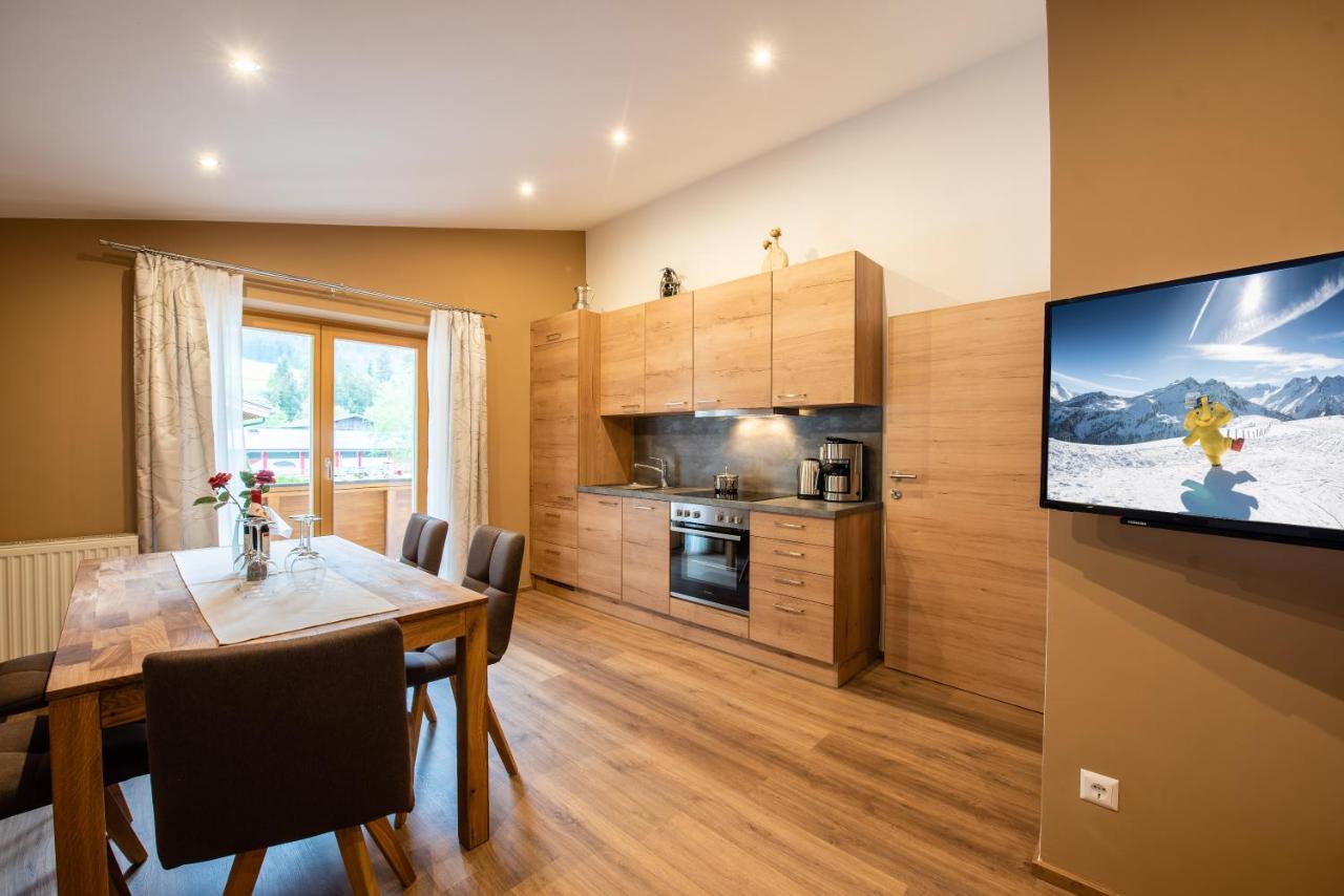 Apartment Zwoelferblick Vorderkrimml Exteriör bild